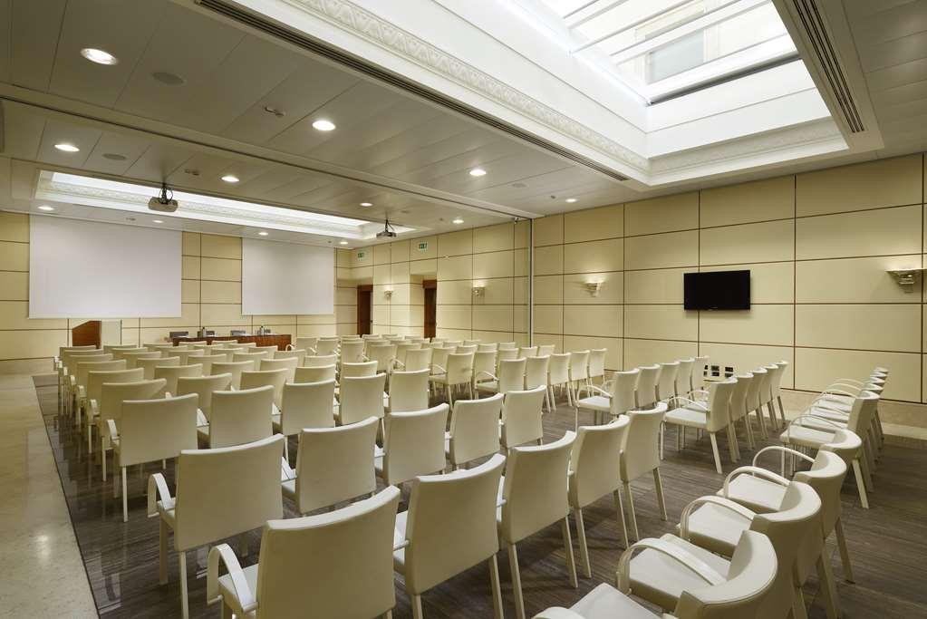 Hotel Unahotels Decò 4*