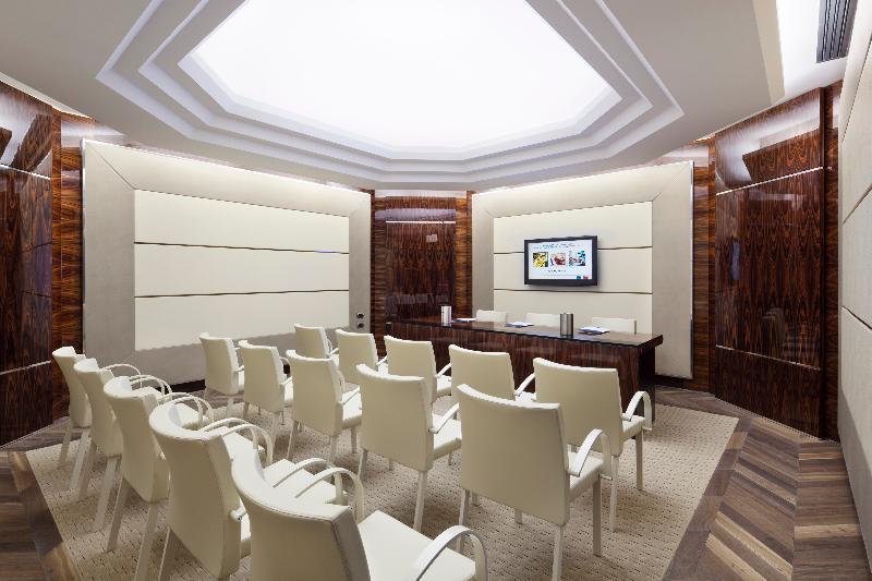 Unahotels Decò Hotel 4*