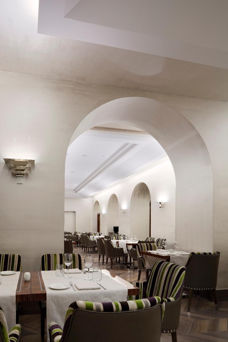 Unahotels Decò Hotel