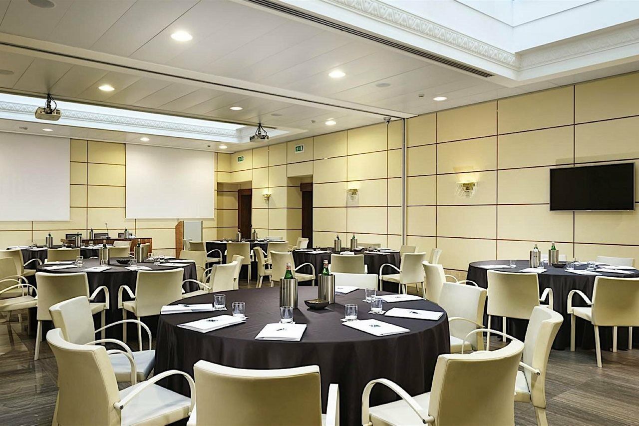 Unahotels Decò Hotel 4*