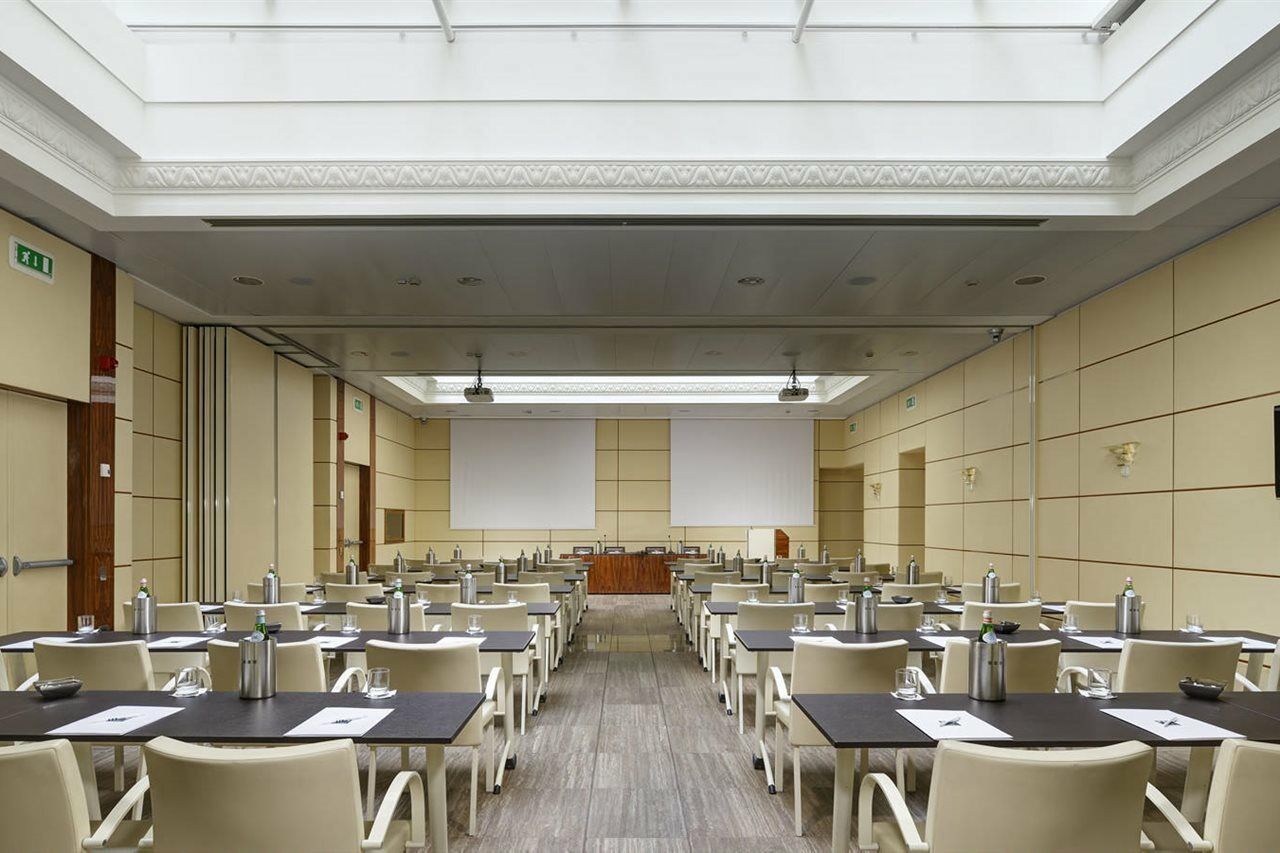 Unahotels Decò Hotel 4*