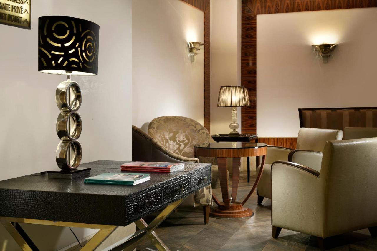Deco Hotel 4*